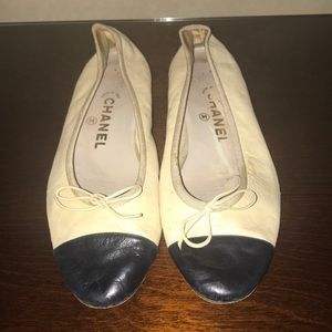 ‼️TRADE ‼️💯% Authentic CHANEL flats